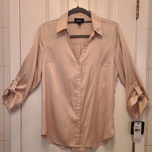 By & By Brand Ladies Champagne Color Satin Button Down Blouse Size M Brand New!